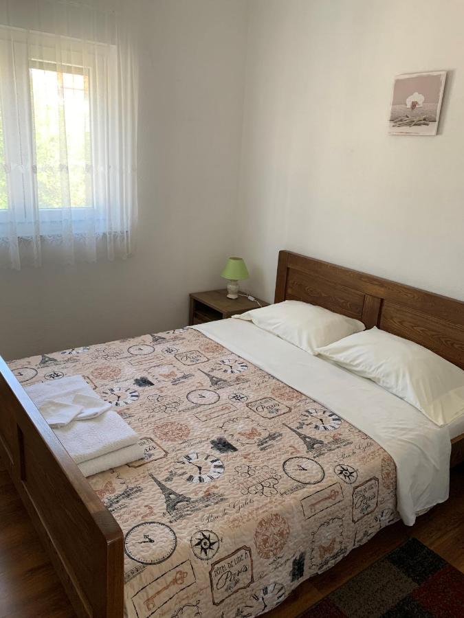 Green Hill Family Apartments Vodice Esterno foto